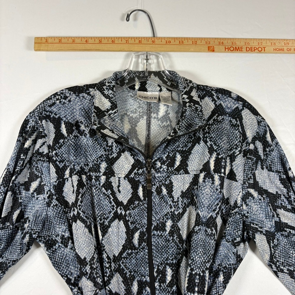 Chicos Blue Snakeskin Print Zip Front Belted Jacket Mock Neck Size 1 M - Picture 5 of 12
